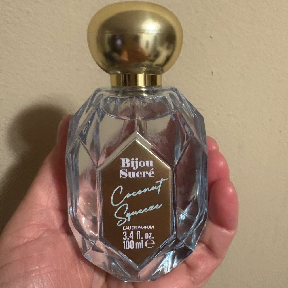 Coconut Squeeze Eau de Parfum - COCONUT SQUEEZE Brand New Never Used.